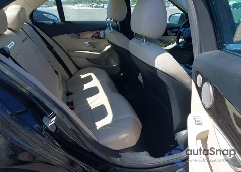 2016 Mercedes-Benz C 300 4Matic from USA, damaged, VIN 55SWF4KB9GU167921